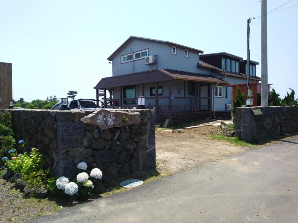Warang Guesthouse Jeju Dış mekan fotoğraf