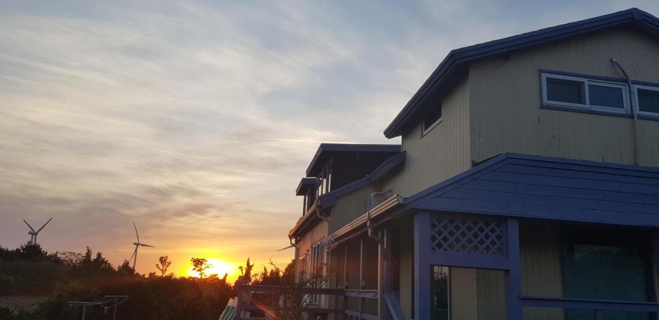 Warang Guesthouse Jeju Dış mekan fotoğraf