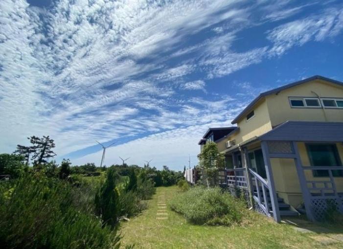Warang Guesthouse Jeju Dış mekan fotoğraf